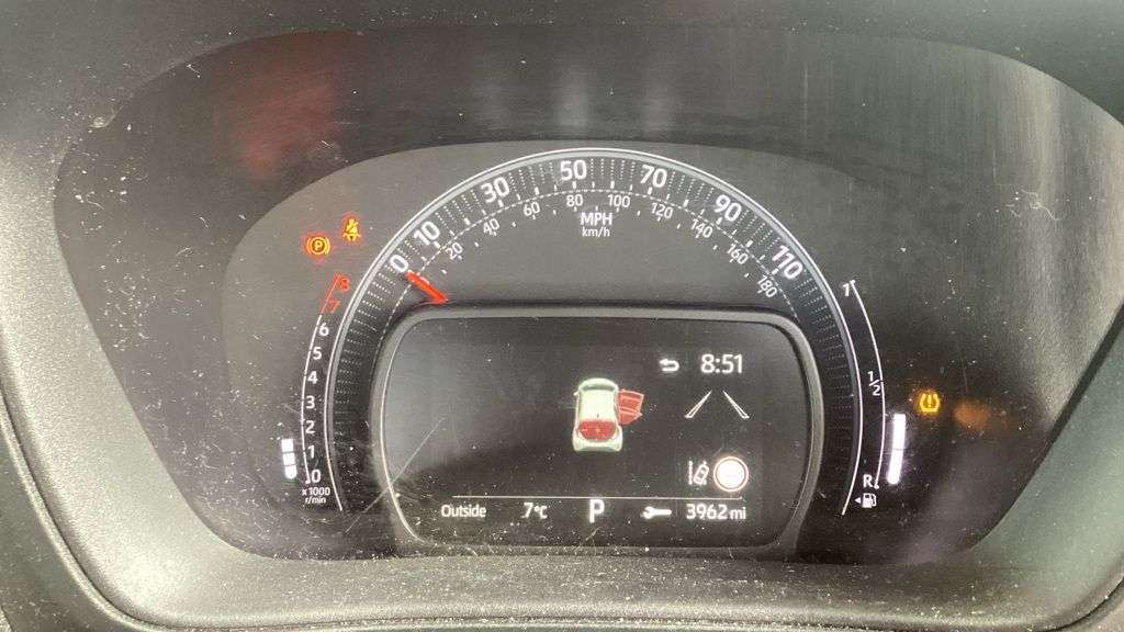 2024 TOYOTA AYGO X 2024 TOYOTA AYGO X