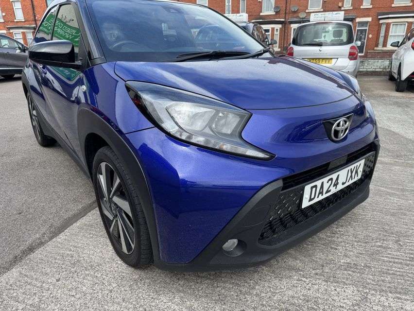 2024 TOYOTA AYGO X 2024 TOYOTA AYGO X