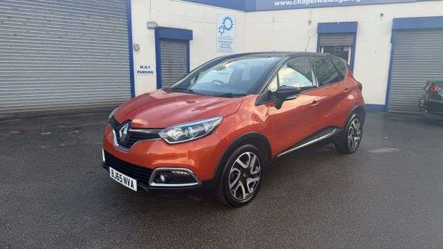 A 2015 RENAULT CAPTUR 1.5 dCi ENERGY Dynamique S Nav SUV 5dr Diesel Manual Euro 6 (s/s) (110 ps) A 2015 RENAULT CAPTUR 1.5 dCi ENERGY Dynamique S Nav SUV 5dr Diesel Manual Euro 6 (s/s) (110 ps)