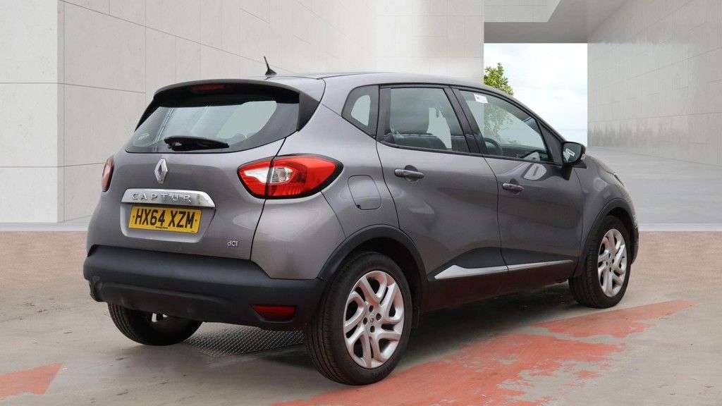 A 2014 RENAULT CAPTUR 1.5 dCi ENERGY Dynamique MediaNav SUV 5dr Diesel Manual Euro 5 (s/s) (90 ps A 2014 RENAULT CAPTUR 1.5 dCi ENERGY Dynamique MediaNav SUV 5dr Diesel Manual Euro 5 (s/s) (90 ps