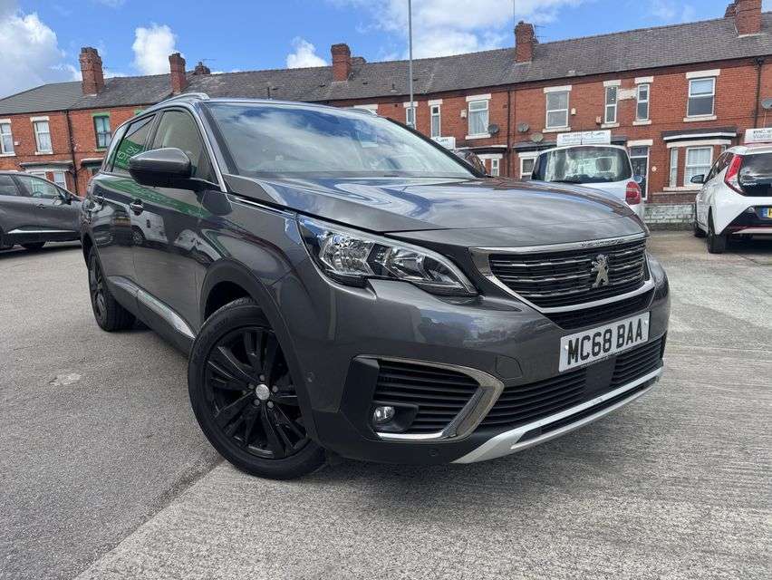 A 2018 PEUGEOT 5008 1.5 BlueHDi Allure SUV 5dr Diesel Manual Euro 6 (s/s) (130 ps) A 2018 PEUGEOT 5008 1.5 BlueHDi Allure SUV 5dr Diesel Manual Euro 6 (s/s) (130 ps)