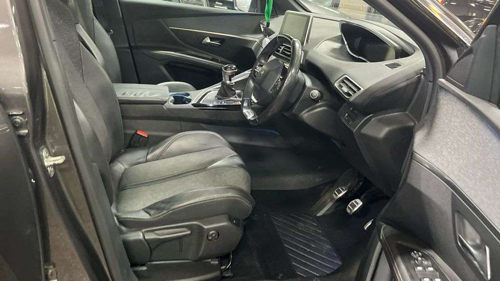2018 PEUGEOT 3008 2018 PEUGEOT 3008
