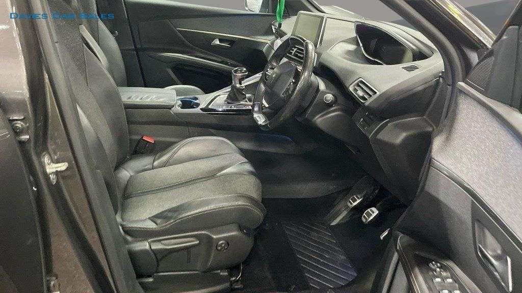 2018 PEUGEOT 3008 2018 PEUGEOT 3008
