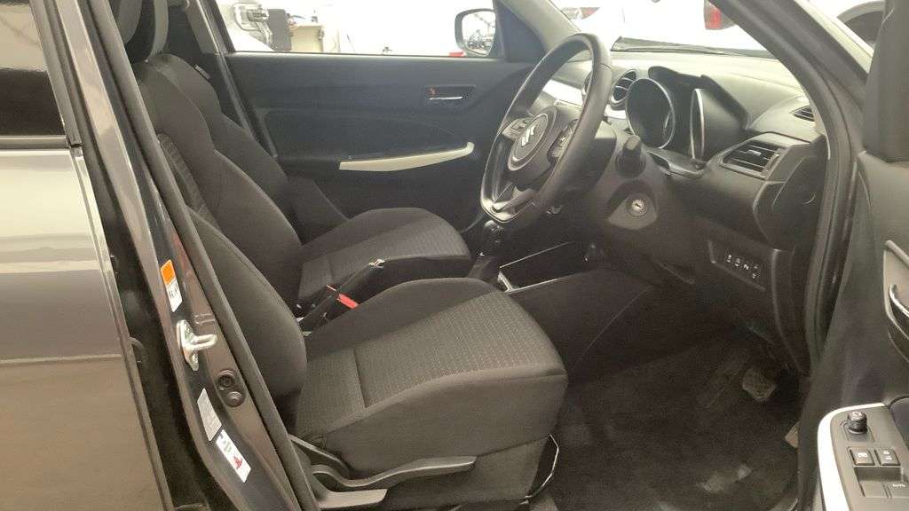2023 SUZUKI SWIFT 2023 SUZUKI SWIFT