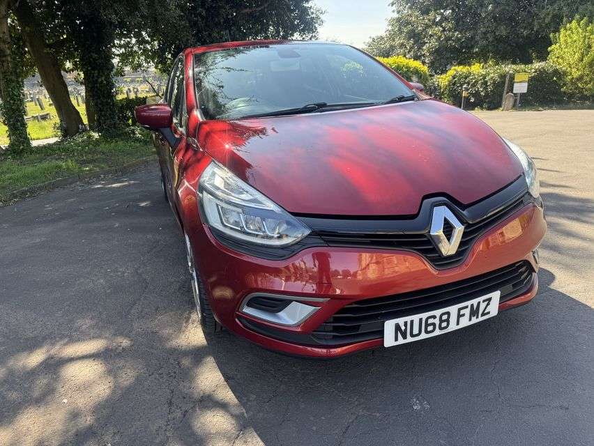 A 2018 RENAULT CLIO 1.5 dCi GT Line Hatchback 5dr Diesel Manual Euro 6 (s/s) (90 ps) A 2018 RENAULT CLIO 1.5 dCi GT Line Hatchback 5dr Diesel Manual Euro 6 (s/s) (90 ps)