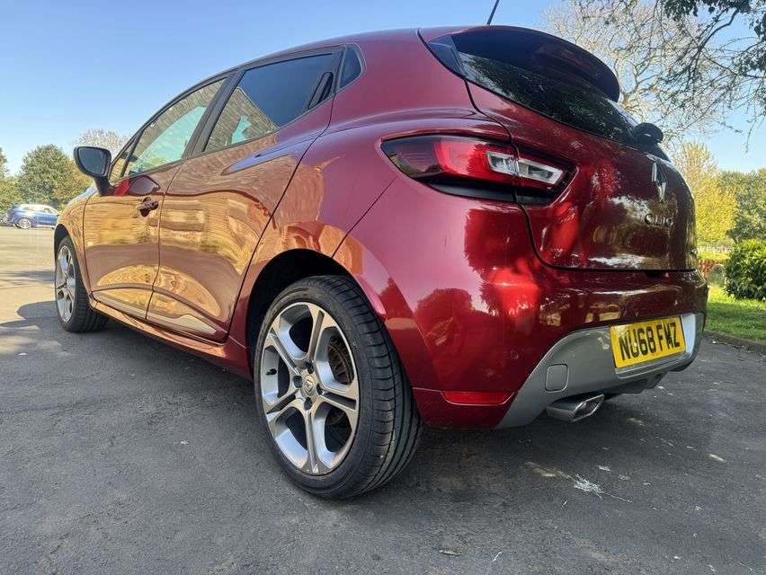 2018 RENAULT CLIO 2018 RENAULT CLIO