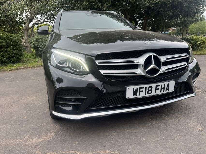 A 2018 MERCEDES-BENZ GLC 2.1 GLC220d AMG Line (Premium) SUV 5dr Diesel G-Tronic 4MATIC Euro 6 (s/s) A 2018 MERCEDES-BENZ GLC 2.1 GLC220d AMG Line (Premium) SUV 5dr Diesel G-Tronic 4MATIC Euro 6 (s/s)