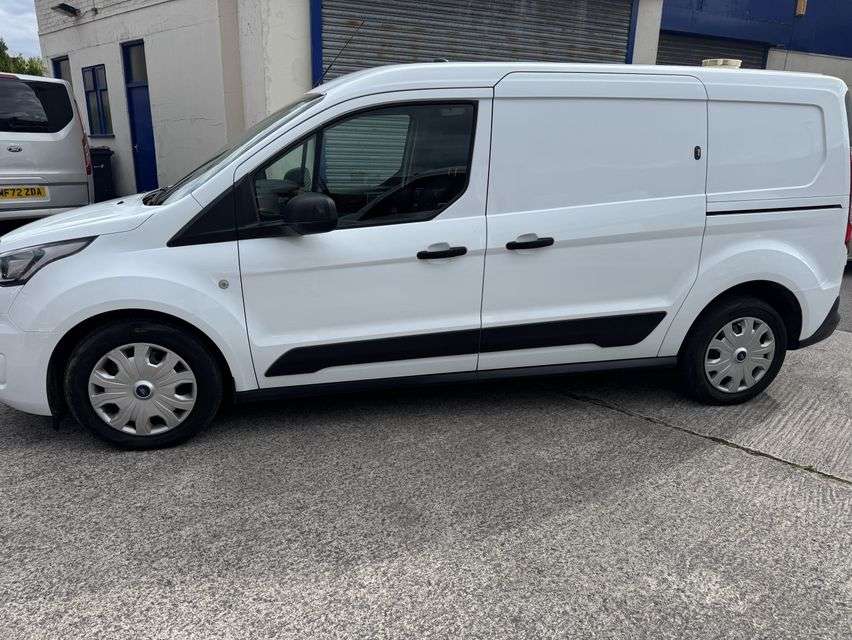 A 2019 FORD TRANSIT CONNECT 1.0 210 EcoBoost Trend Panel Van 5dr Petrol Manual L2 Euro 6 (s/s) (100 ps) A 2019 FORD TRANSIT CONNECT 1.0 210 EcoBoost Trend Panel Van 5dr Petrol Manual L2 Euro 6 (s/s) (100 ps)