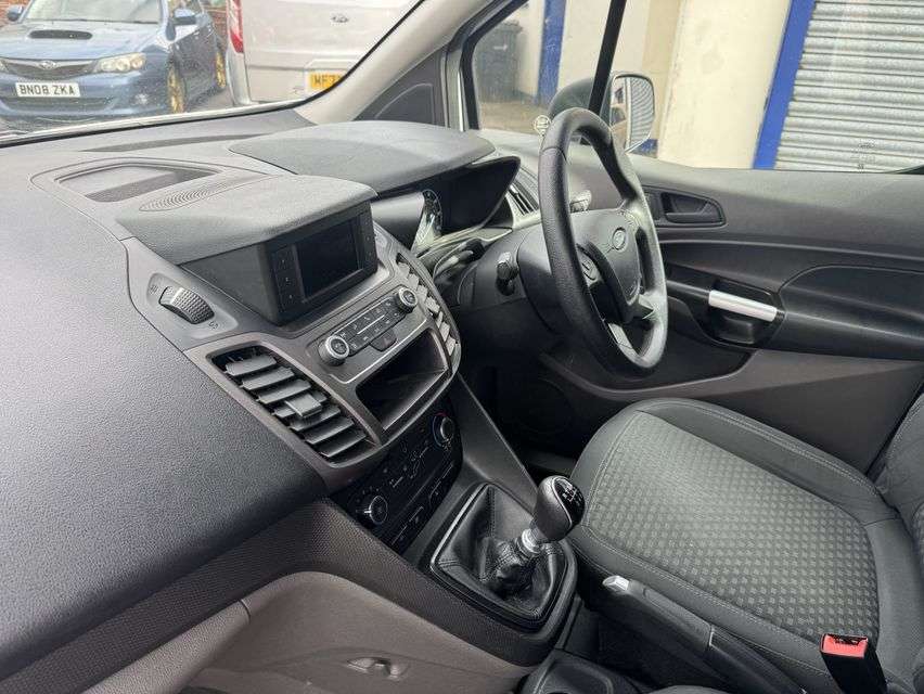 A 2019 FORD TRANSIT CONNECT 1.0 210 EcoBoost Trend Panel Van 5dr Petrol Manual L2 Euro 6 (s/s) (100 ps) A 2019 FORD TRANSIT CONNECT 1.0 210 EcoBoost Trend Panel Van 5dr Petrol Manual L2 Euro 6 (s/s) (100 ps)