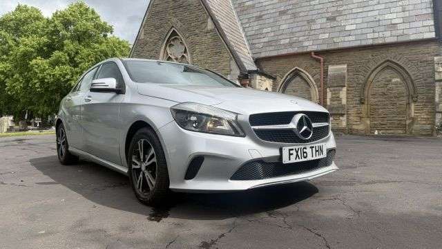 A 2016 MERCEDES-BENZ A-CLASS 1.6 A180 SE Hatchback 5dr Petrol 7G-DCT Euro 6 (s/s) (122 ps) A 2016 MERCEDES-BENZ A-CLASS 1.6 A180 SE Hatchback 5dr Petrol 7G-DCT Euro 6 (s/s) (122 ps)