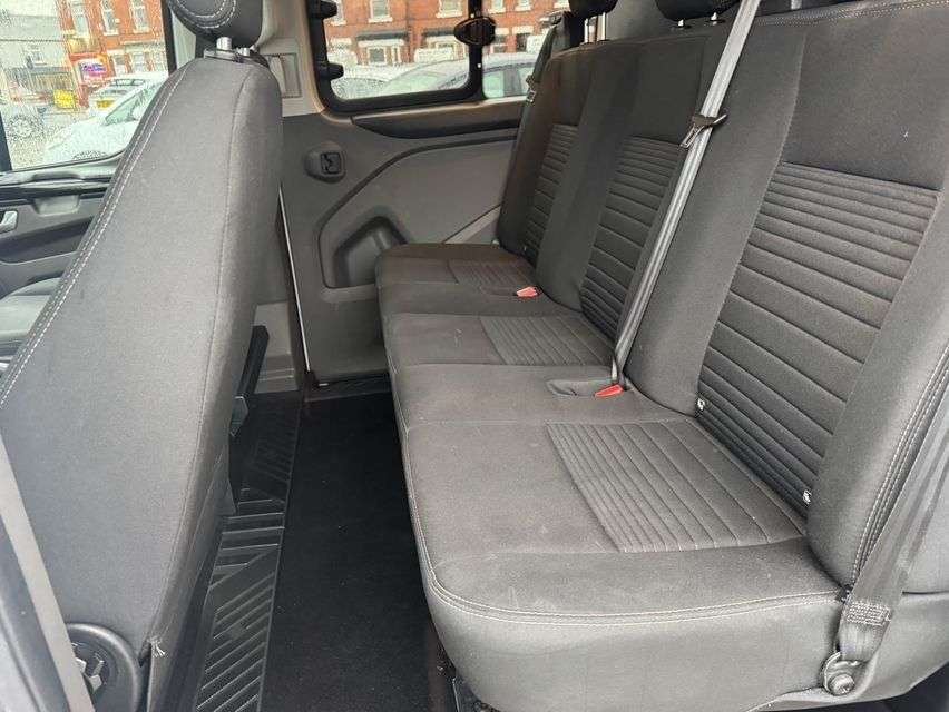 A 2023 FORD TRANSIT CUSTOM 2.0 300 EcoBlue Limited Crew Van Double Cab 5dr Diesel Manual L1 H1 Euro 6 A 2023 FORD TRANSIT CUSTOM 2.0 300 EcoBlue Limited Crew Van Double Cab 5dr Diesel Manual L1 H1 Euro 6