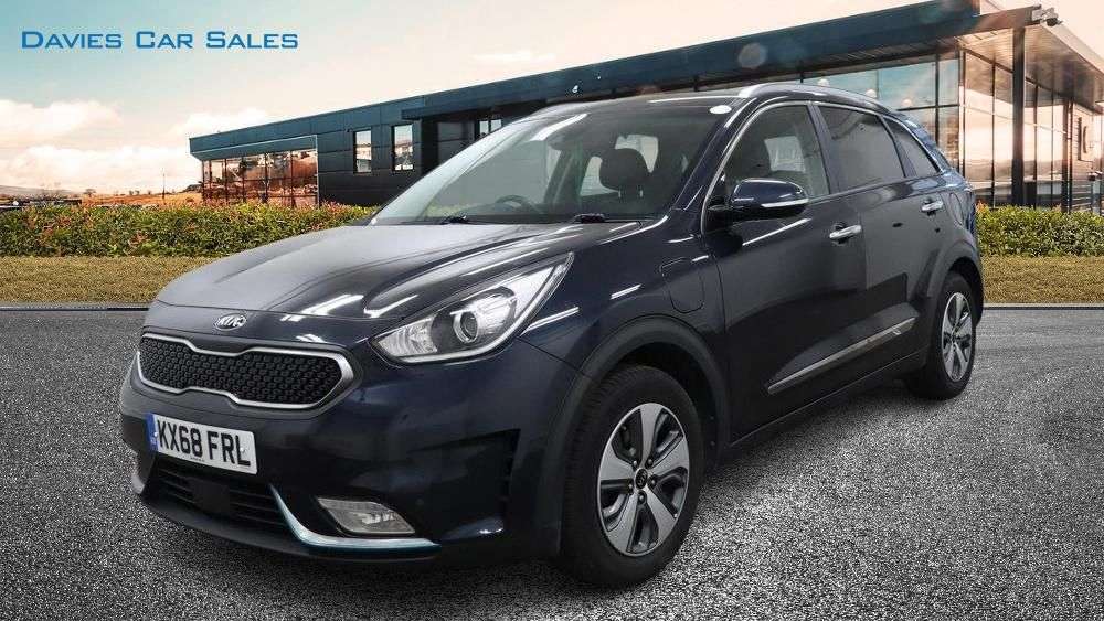 A 2018 KIA NIRO 1.6 GDi 8.9kWh 3 SUV 5dr Petrol Plug-in Hybrid DCT Euro 6 (s/s) (139 bhp) A 2018 KIA NIRO 1.6 GDi 8.9kWh 3 SUV 5dr Petrol Plug-in Hybrid DCT Euro 6 (s/s) (139 bhp)