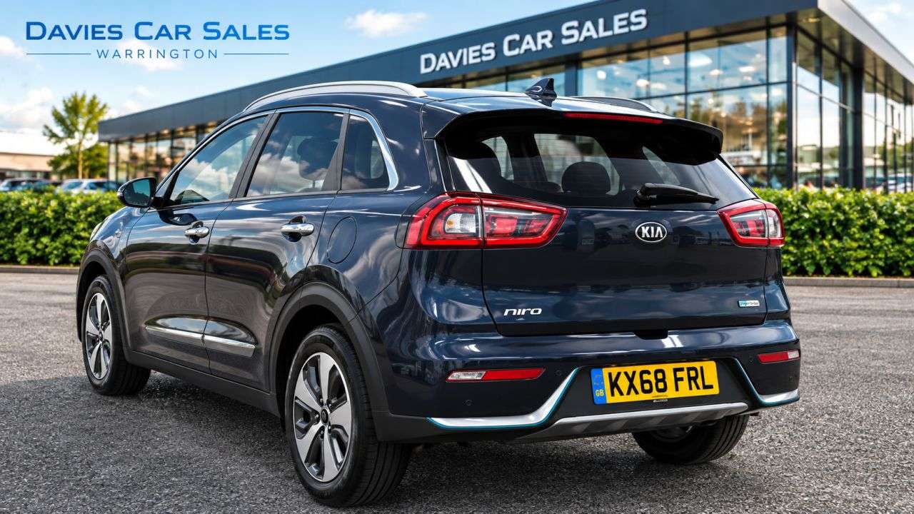 A 2018 KIA NIRO 1.6 GDi 8.9kWh 3 SUV 5dr Petrol Plug-in Hybrid DCT Euro 6 (s/s) (139 bhp) A 2018 KIA NIRO 1.6 GDi 8.9kWh 3 SUV 5dr Petrol Plug-in Hybrid DCT Euro 6 (s/s) (139 bhp)