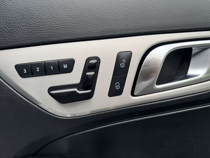 2012 MERCEDES-BENZ SLK 2012 MERCEDES-BENZ SLK