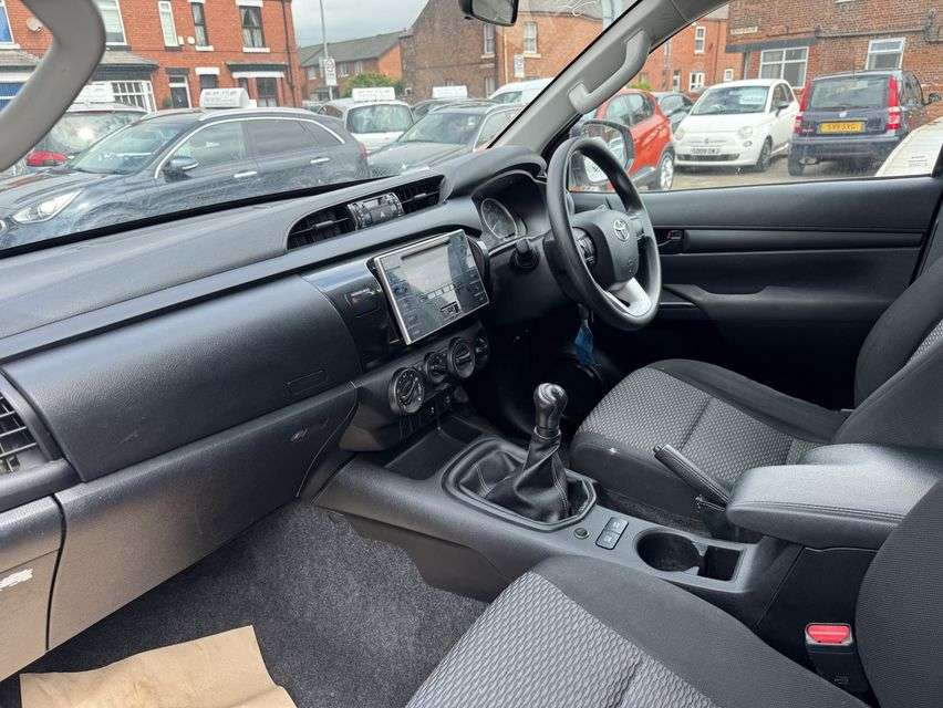 2019 TOYOTA HI-LUX 2019 TOYOTA HI-LUX