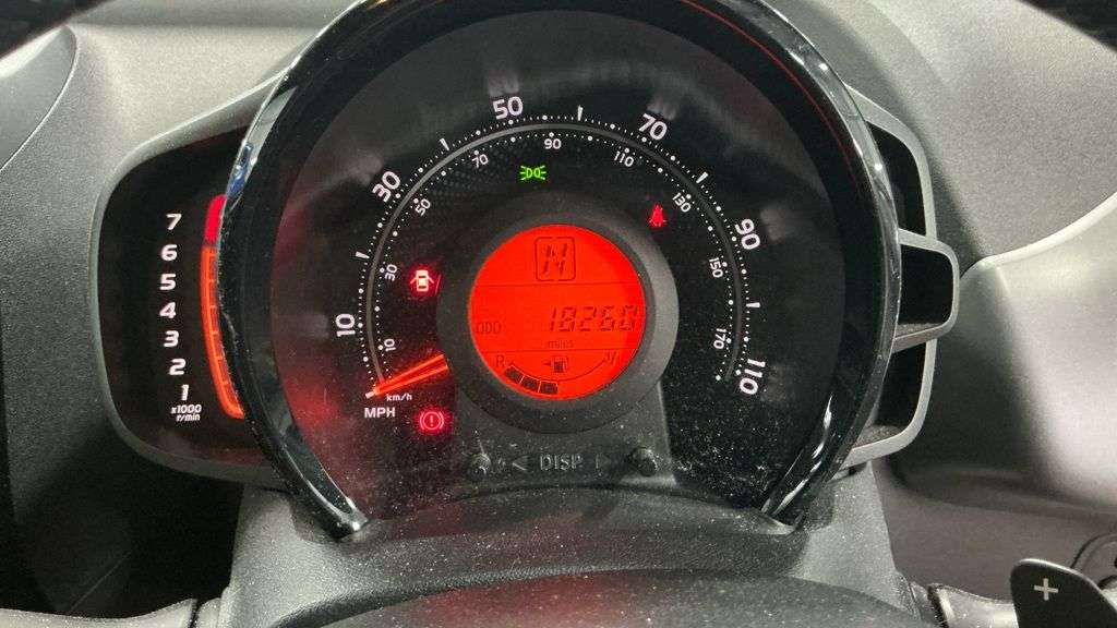 2021 TOYOTA AYGO 2021 TOYOTA AYGO