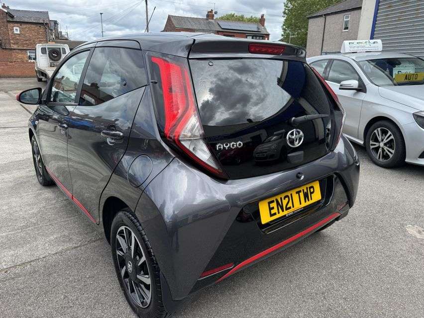 2021 TOYOTA AYGO 2021 TOYOTA AYGO
