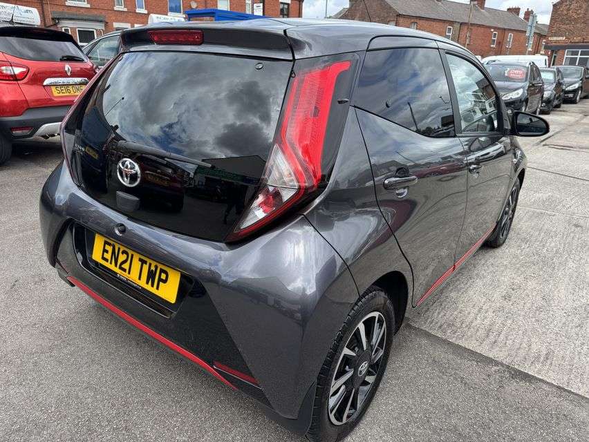 2021 TOYOTA AYGO 2021 TOYOTA AYGO