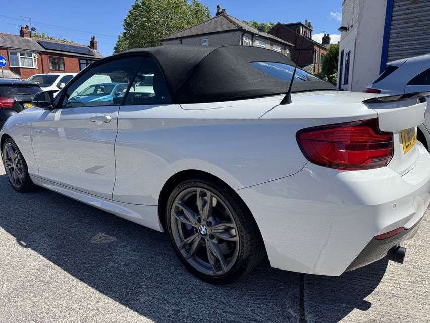 A 2017 BMW 2 SERIES 3.0 M240i Convertible 2dr Petrol Auto Euro 6 (s/s) (340 ps) A 2017 BMW 2 SERIES 3.0 M240i Convertible 2dr Petrol Auto Euro 6 (s/s) (340 ps)