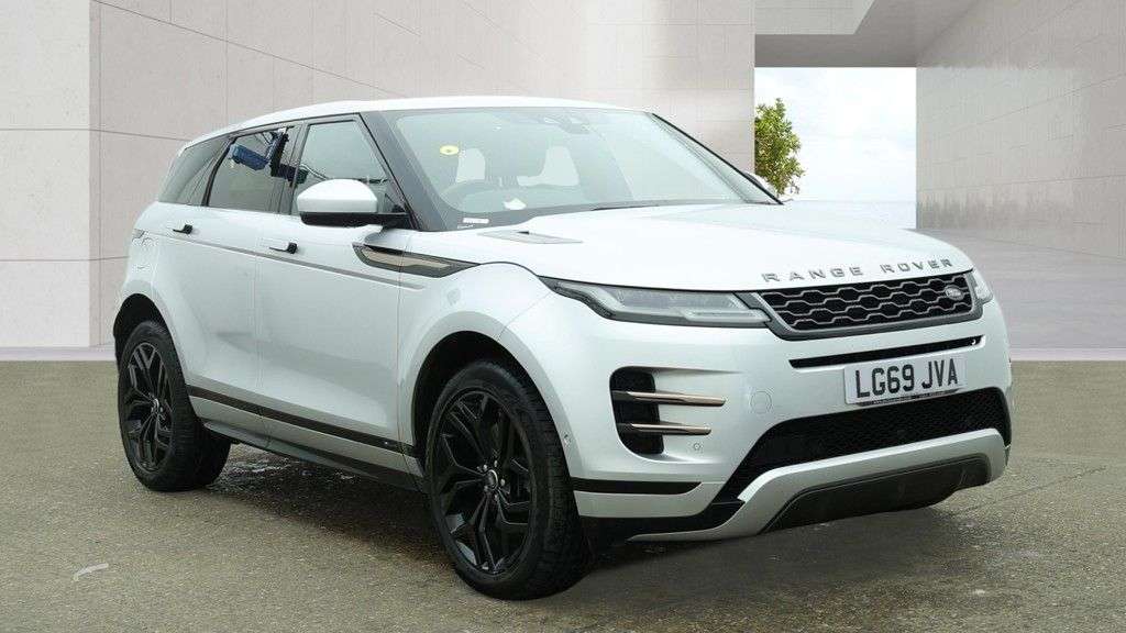 A 2019 LAND ROVER RANGE ROVER EVOQUE 2.0 D180 R-Dynamic S SUV 5dr Diesel Auto 4WD Euro 6 (s/s) (180 ps) A 2019 LAND ROVER RANGE ROVER EVOQUE 2.0 D180 R-Dynamic S SUV 5dr Diesel Auto 4WD Euro 6 (s/s) (180 ps)