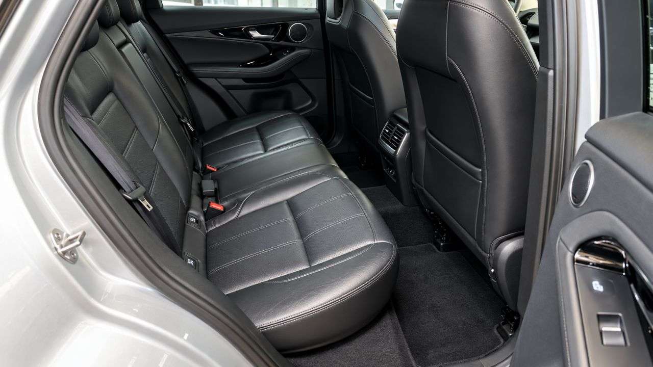 2019 LAND ROVER RANGE ROVER EVOQUE 2019 LAND ROVER RANGE ROVER EVOQUE