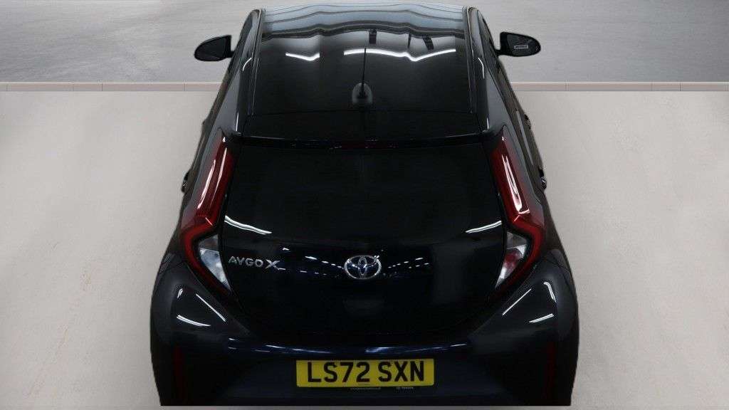 2022 TOYOTA AYGO X 2022 TOYOTA AYGO X