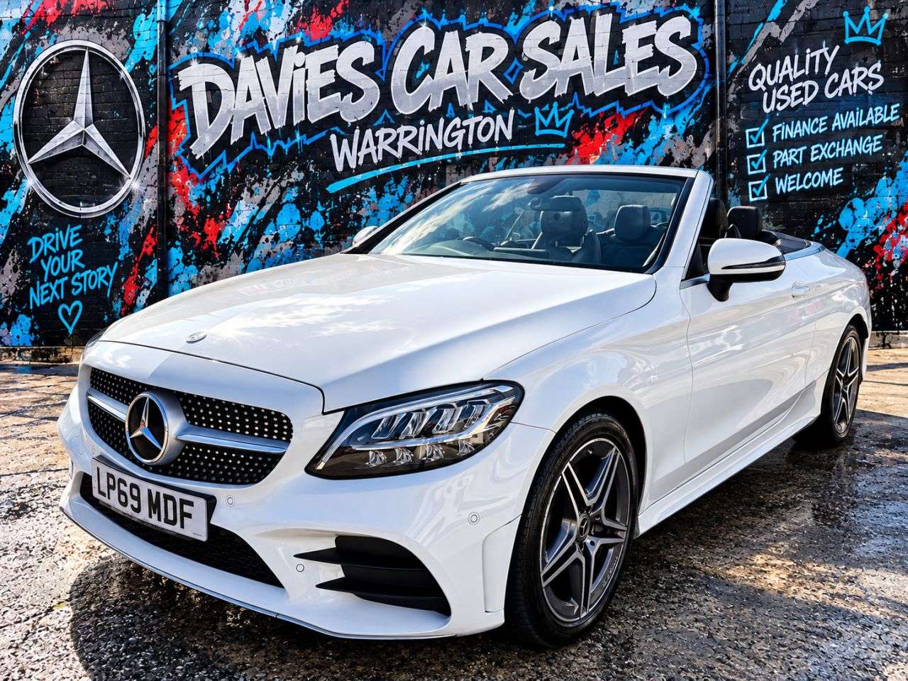 A 2019 MERCEDES-BENZ C CLASS 2.0 C300d AMG Line Cabriolet 2dr Diesel G-Tronic+ Euro 6 (s/s) (245 ps) A 2019 MERCEDES-BENZ C CLASS 2.0 C300d AMG Line Cabriolet 2dr Diesel G-Tronic+ Euro 6 (s/s) (245 ps)