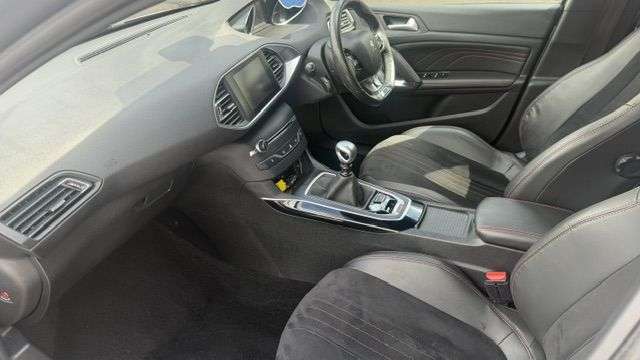 2016 PEUGEOT 308 2016 PEUGEOT 308