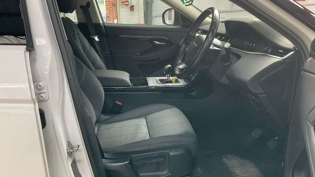 2019 LAND ROVER RANGE ROVER EVOQUE 2019 LAND ROVER RANGE ROVER EVOQUE