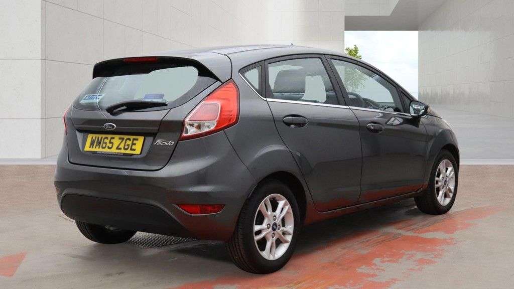 A 2016 FORD FIESTA 1.25 Zetec Hatchback 5dr Petrol Manual Euro 6 (82 ps) A 2016 FORD FIESTA 1.25 Zetec Hatchback 5dr Petrol Manual Euro 6 (82 ps)