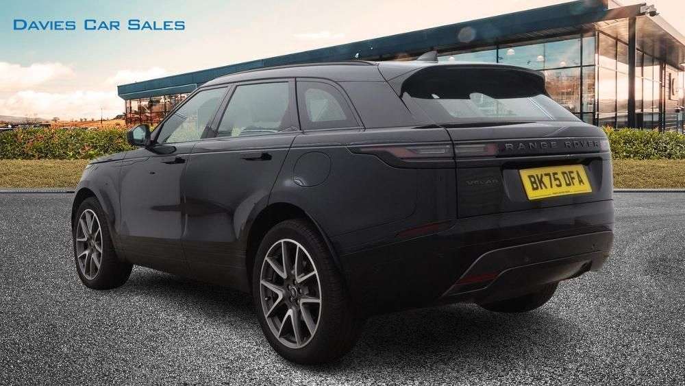 A 2025 LAND ROVER RANGE ROVER VELAR 2.0 P400e 19.2kWh Dynamic SE SUV 5dr Petrol Plug-in Hybrid Auto 4WD Euro 6 A 2025 LAND ROVER RANGE ROVER VELAR 2.0 P400e 19.2kWh Dynamic SE SUV 5dr Petrol Plug-in Hybrid Auto 4WD Euro 6