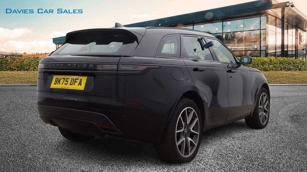 A 2025 LAND ROVER RANGE ROVER VELAR 2.0 P400e 19.2kWh Dynamic SE SUV 5dr Petrol Plug-in Hybrid Auto 4WD Euro 6 A 2025 LAND ROVER RANGE ROVER VELAR 2.0 P400e 19.2kWh Dynamic SE SUV 5dr Petrol Plug-in Hybrid Auto 4WD Euro 6