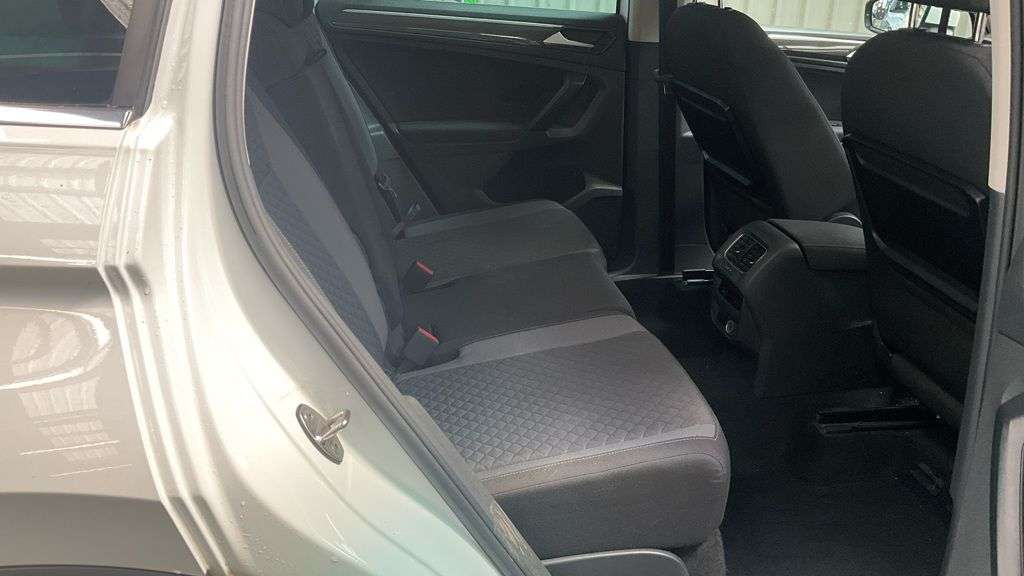 2017 VOLKSWAGEN TIGUAN 2017 VOLKSWAGEN TIGUAN