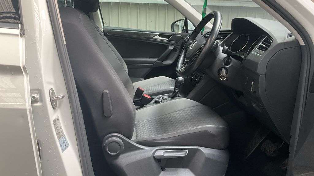 2017 VOLKSWAGEN TIGUAN 2017 VOLKSWAGEN TIGUAN
