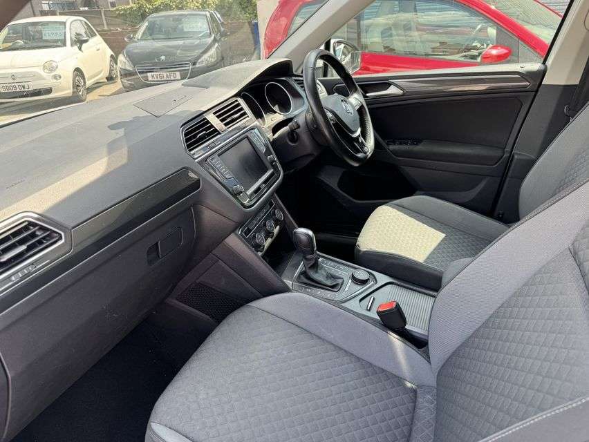 2017 VOLKSWAGEN TIGUAN 2017 VOLKSWAGEN TIGUAN