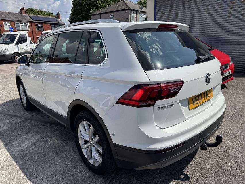 2017 VOLKSWAGEN TIGUAN 2017 VOLKSWAGEN TIGUAN