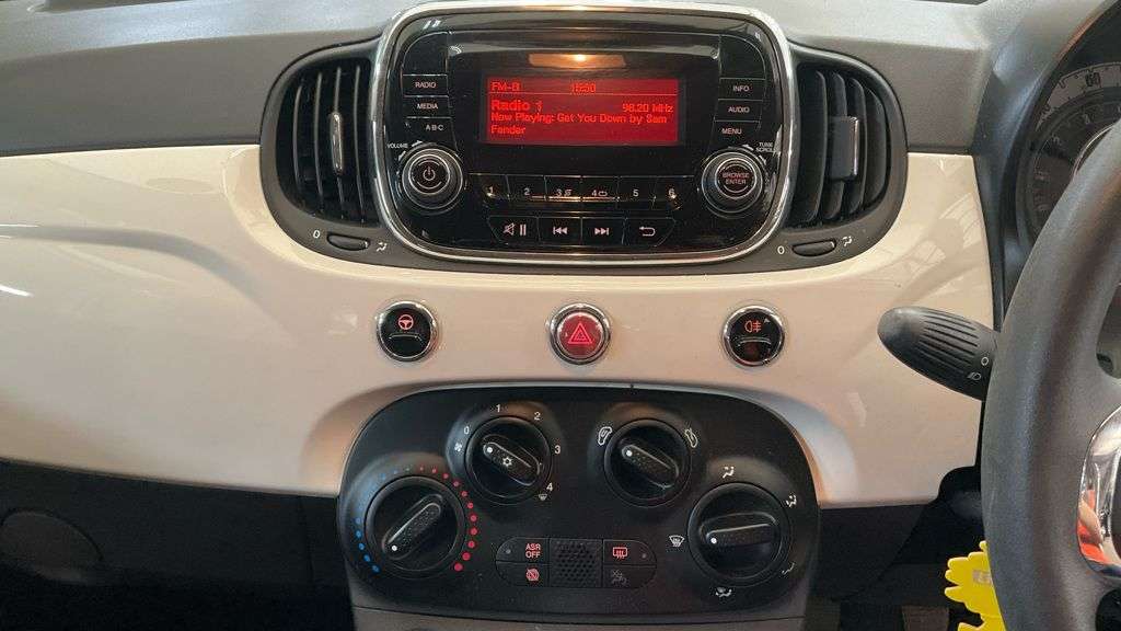 2016 FIAT 500 2016 FIAT 500
