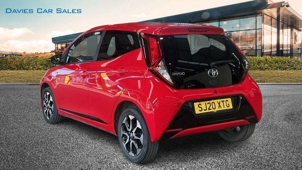 A 2020 TOYOTA AYGO 1.0 VVT-i x-trend Hatchback 5dr Petrol Manual Euro 6 (71 ps) A 2020 TOYOTA AYGO 1.0 VVT-i x-trend Hatchback 5dr Petrol Manual Euro 6 (71 ps)
