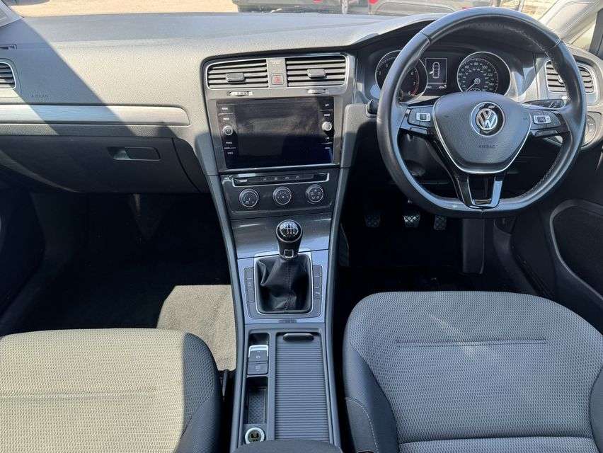 2018 VOLKSWAGEN GOLF 2018 VOLKSWAGEN GOLF