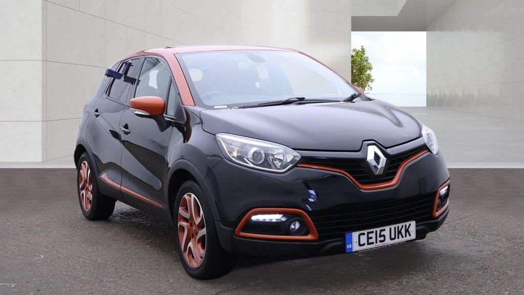 A 2015 RENAULT CAPTUR 1.5 dCi ENERGY Dynamique S MediaNav SUV 5dr Diesel Manual Euro 5 (s/s) (90 A 2015 RENAULT CAPTUR 1.5 dCi ENERGY Dynamique S MediaNav SUV 5dr Diesel Manual Euro 5 (s/s) (90