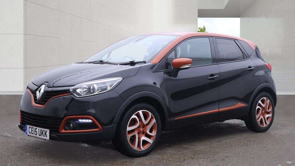 A 2015 RENAULT CAPTUR 1.5 dCi ENERGY Dynamique S MediaNav SUV 5dr Diesel Manual Euro 5 (s/s) (90 A 2015 RENAULT CAPTUR 1.5 dCi ENERGY Dynamique S MediaNav SUV 5dr Diesel Manual Euro 5 (s/s) (90