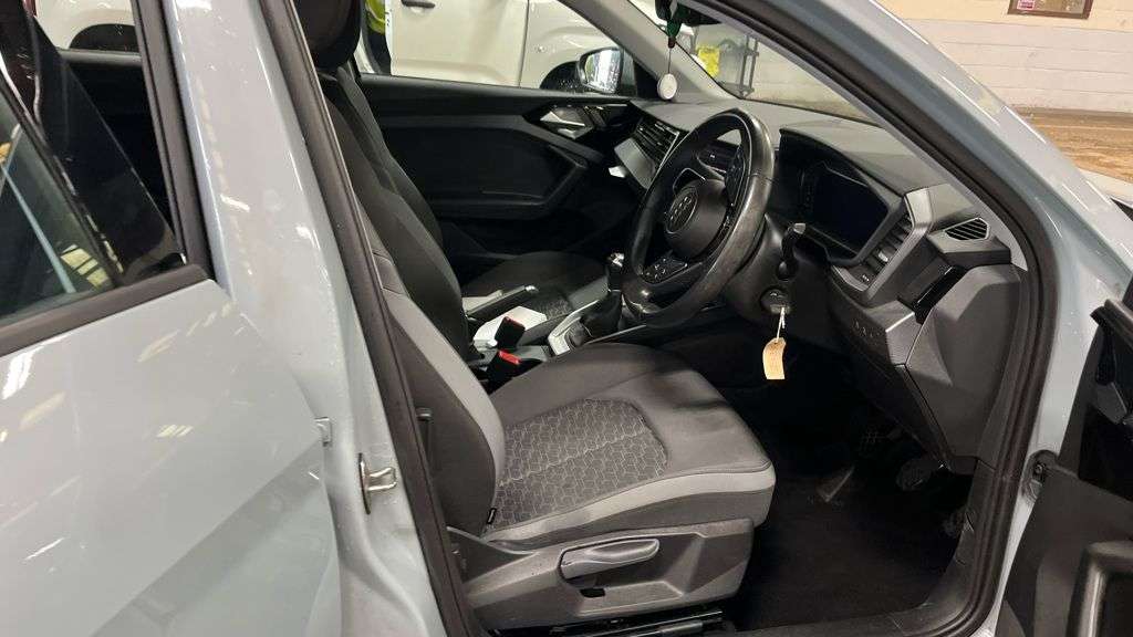 2023 AUDI A1 2023 AUDI A1