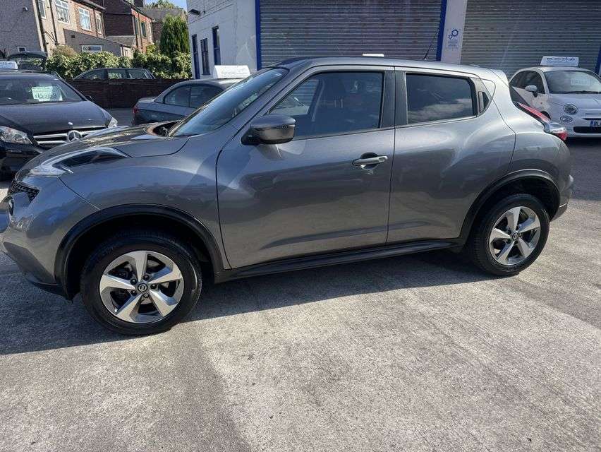 A 2019 NISSAN JUKE 1.6 Acenta SUV 5dr Petrol Manual Euro 6 (112 ps) A 2019 NISSAN JUKE 1.6 Acenta SUV 5dr Petrol Manual Euro 6 (112 ps)