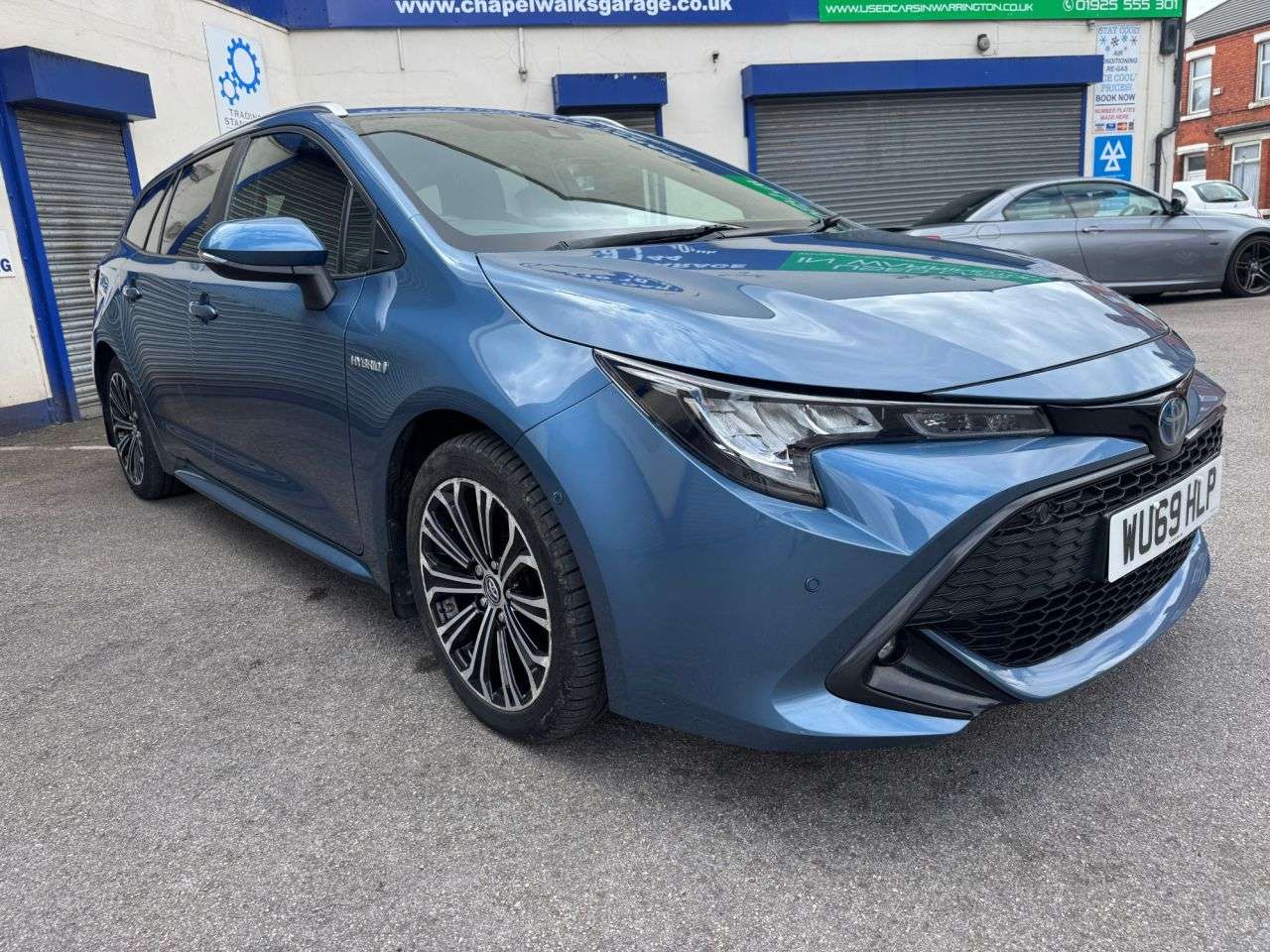 A 2019 TOYOTA COROLLA 2.0 VVT-h Design Touring Sports 5dr Petrol Hybrid CVT Euro 6 (s/s) (184 ps) A 2019 TOYOTA COROLLA 2.0 VVT-h Design Touring Sports 5dr Petrol Hybrid CVT Euro 6 (s/s) (184 ps)