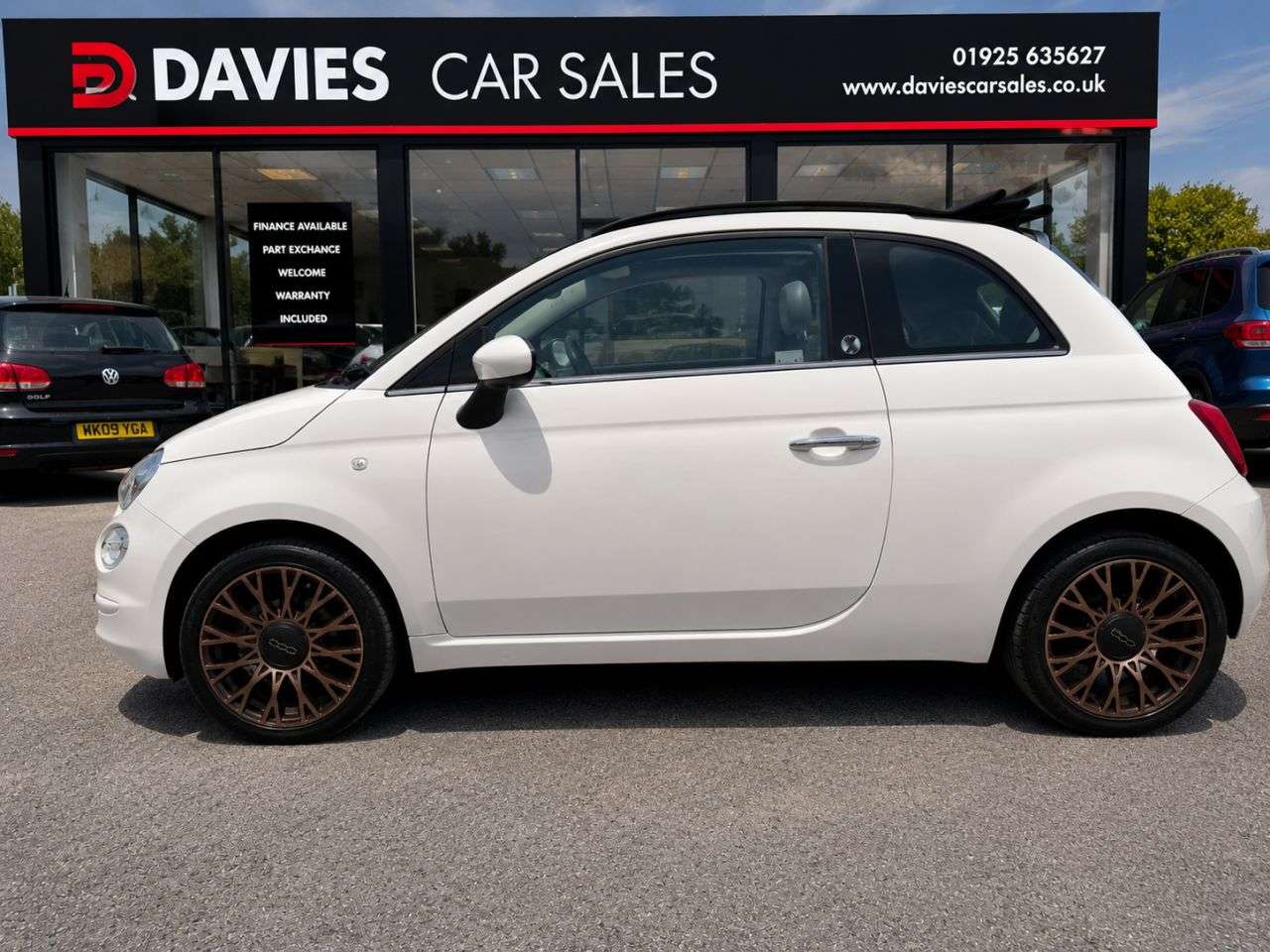 A 2019 FIAT 500C 1.2 120th Convertible 2dr Petrol Manual Euro 6 (s/s) (69 bhp) A 2019 FIAT 500C 1.2 120th Convertible 2dr Petrol Manual Euro 6 (s/s) (69 bhp)