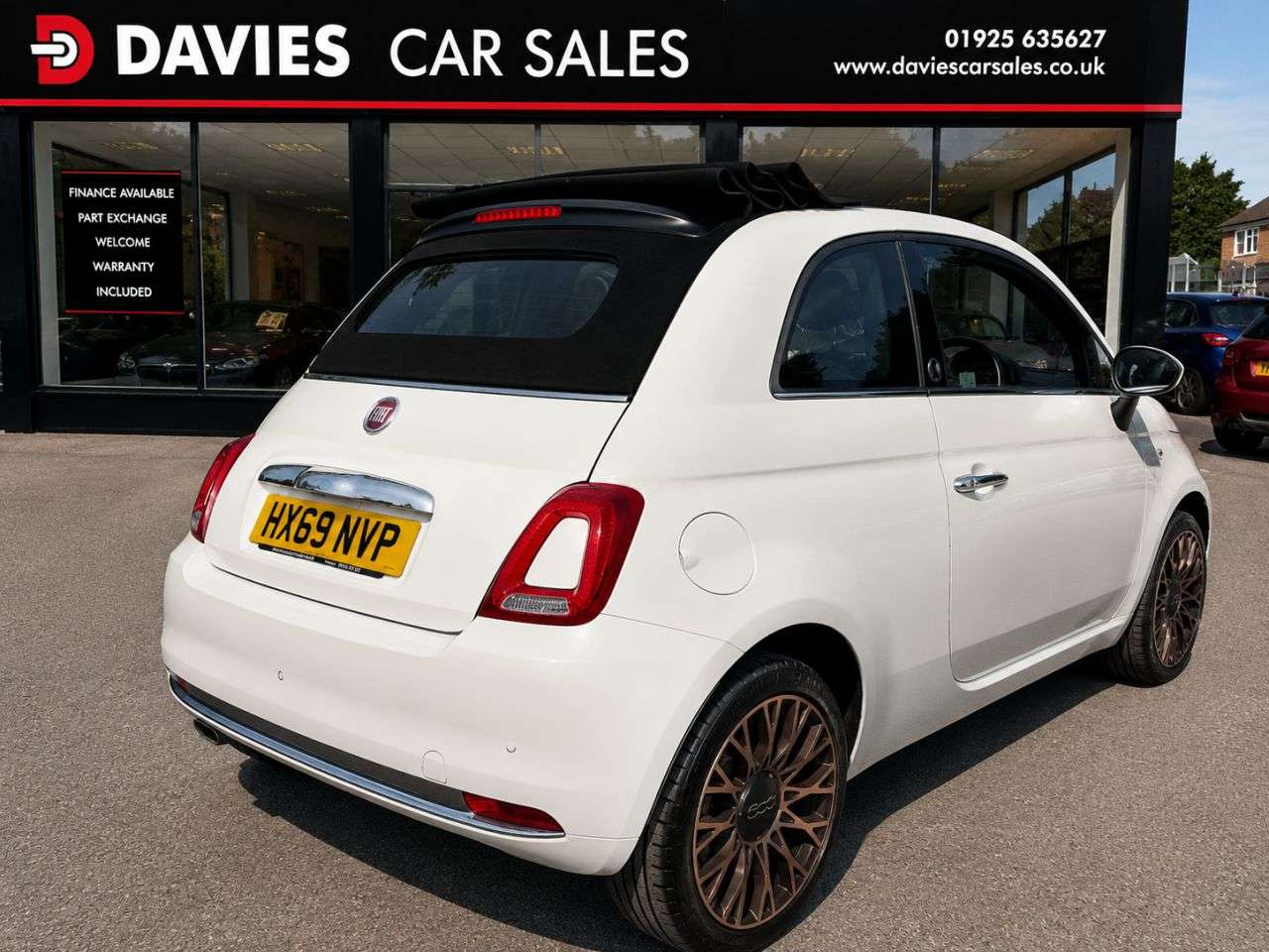 A 2019 FIAT 500C 1.2 120th Convertible 2dr Petrol Manual Euro 6 (s/s) (69 bhp) A 2019 FIAT 500C 1.2 120th Convertible 2dr Petrol Manual Euro 6 (s/s) (69 bhp)