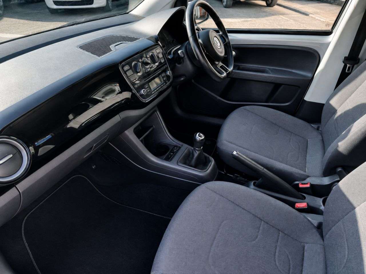 2014 VOLKSWAGEN UP! 2014 VOLKSWAGEN UP!