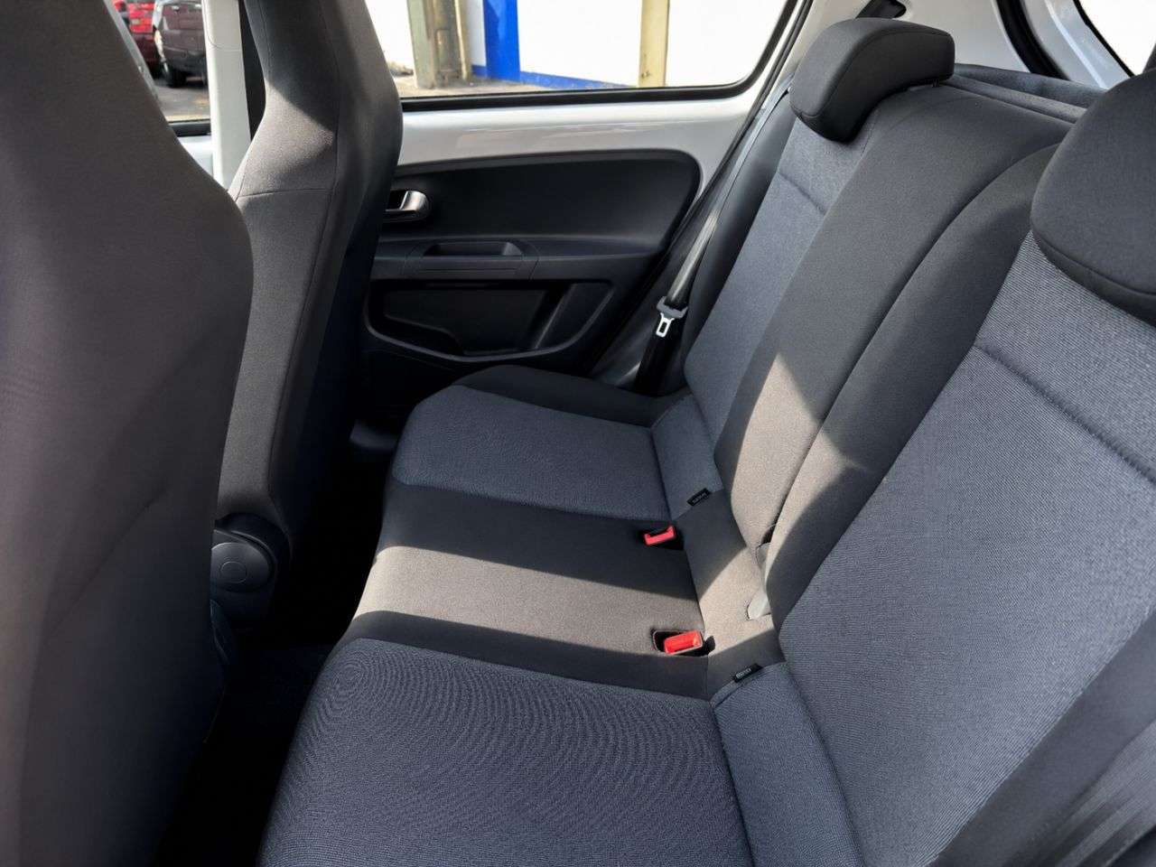 2014 VOLKSWAGEN UP! 2014 VOLKSWAGEN UP!