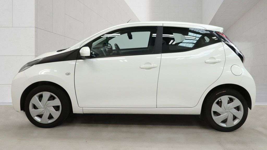 2017 TOYOTA AYGO 2017 TOYOTA AYGO