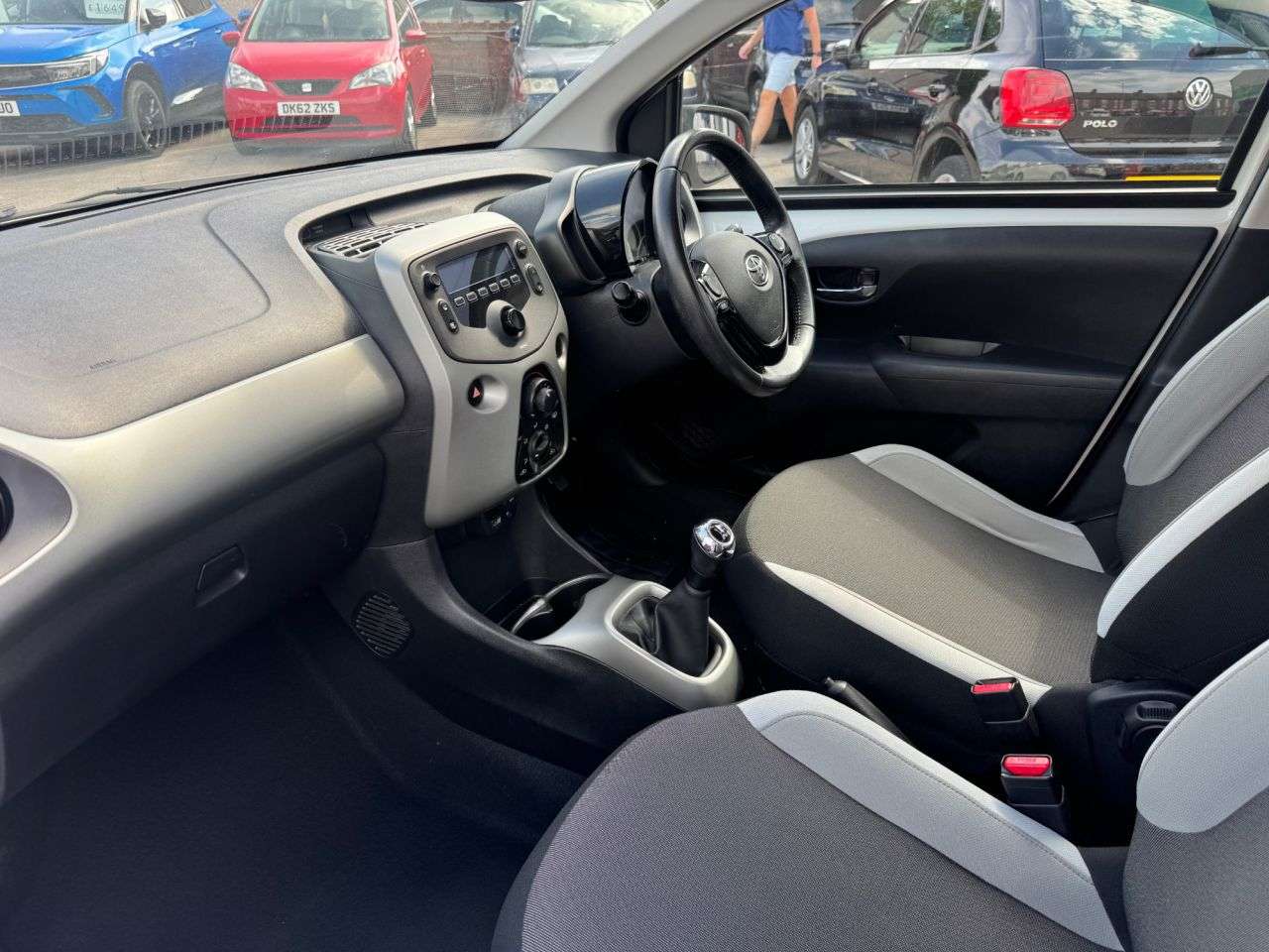 2017 TOYOTA AYGO 2017 TOYOTA AYGO
